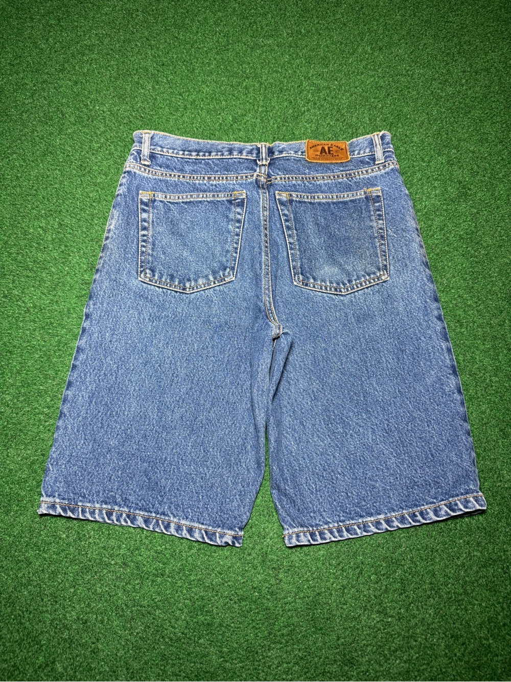 American Eagle Vintage Denim Shorts 90s 32 Medium Wash Jorts 12” - Picture 3 of 8